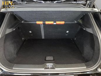 VOLVO EX30 Single Motor Extended Range 69kWh Ultra SUV 5dr Electric Auto (2