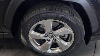 TOYOTA RAV4 2.5 VVT-h Design SUV 5dr Petrol Hybrid CVT Euro 6 (s/s) (218 ps)