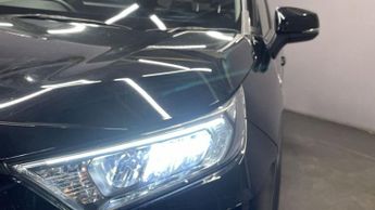 TOYOTA RAV4 2.5 VVT-h Design SUV 5dr Petrol Hybrid CVT Euro 6 (s/s) (218 ps)