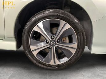 NISSAN LEAF 62kWh e+ Tekna Hatchback 5dr Electric Auto (217 ps)