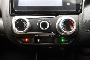 HONDA JAZZ 1.3 i-VTEC SE Navi Hatchback 5dr Petrol CVT Euro 6 (s/s) (102 ps
