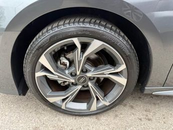 AUDI A3 1.0 TFSI 30 S line Sportback 5dr Petrol S Tronic Euro 6 (s/s) (1