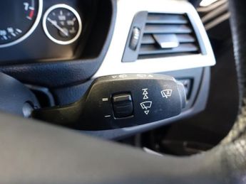 BMW 3 SERIES 1.5 318i SE Touring 5dr Petrol Auto Euro 6 (s/s) (136 ps)