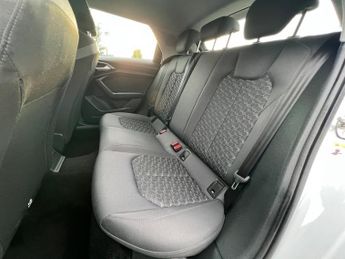AUDI A1 1.0 TFSI 25 Sport Sportback S Tronic Euro 6 (s/s) 5dr