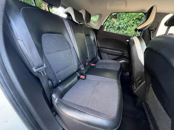 RENAULT CAPTUR 1.6 E-TECH techno Auto Euro 6 (s/s) 5dr
