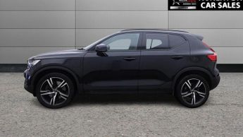 VOLVO XC40 1.5h T4 Recharge 10.7kWh R-Design SUV 5dr Petrol Plug-in Hybrid 