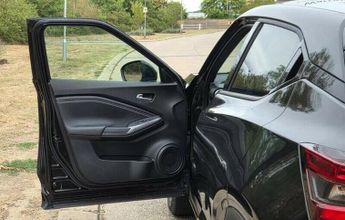 NISSAN JUKE 1.6 N-Connecta Auto Euro 6 5dr
