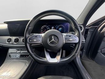 MERCEDES-BENZ E CLASS 2.0 E220d AMG Line Saloon 4dr Diesel G-Tronic+ 4MATIC Euro 6 (s/
