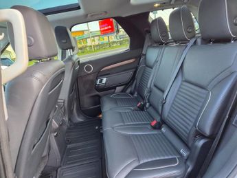 LAND ROVER DISCOVERY 5 3.0 HSE TD6 SUV 5dr Diesel Auto 4WD Euro 6 (s/s) (258 ps)