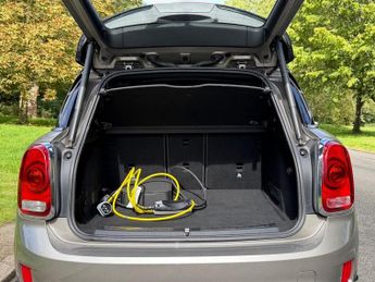 MINI COUNTRYMAN 1.5 7.6kWh Cooper SE SUV 5dr Petrol Plug-in Hybrid Auto ALL4 Eur