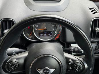MINI COUNTRYMAN 1.5 7.6kWh Cooper SE SUV 5dr Petrol Plug-in Hybrid Auto ALL4 Eur