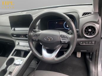 HYUNDAI KONA 64kWh Premium SUV 5dr Electric Auto (10.5kW Charger) (204 ps)