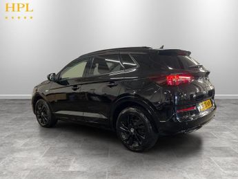 VAUXHALL GRANDLAND 1.6 13.2kWh GS Line SUV 5dr Petrol Plug-in Hybrid Auto Euro 6 (s