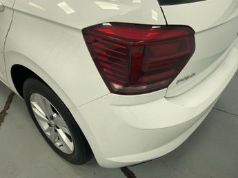 VOLKSWAGEN POLO 1.0 EVO SE Hatchback 5dr Petrol Manual Euro 6 (s/s) (80 ps) - AA