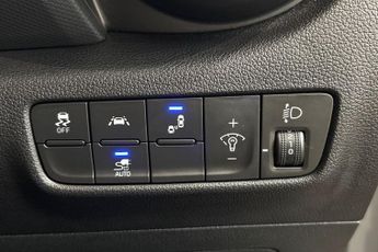 HYUNDAI KONA 64kWh Premium SUV 5dr Electric Auto (7kW Charger) (204 ps) Rear 