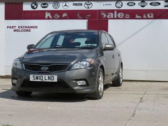 KIA CEED 1.6 CRDi 3 Hatchback 5dr Diesel Auto Euro 4 (113 bhp)