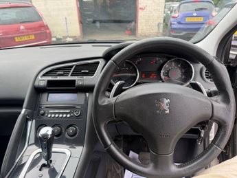 PEUGEOT 3008 1.6 e-HDi Sport SUV 5dr Diesel EGC Euro 5 (s/s) (112 ps)