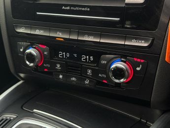 AUDI Q5 2.0 TDI S line Plus SUV 5dr Diesel S Tronic quattro Euro 5 (s/s)