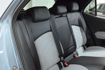 VOLKSWAGEN ID.3 Pro Performance 58kWh Family Hatchback 5dr Electric Auto (204 ps