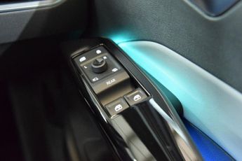 VOLKSWAGEN ID.3 Pro Performance 58kWh Family Hatchback 5dr Electric Auto (204 ps