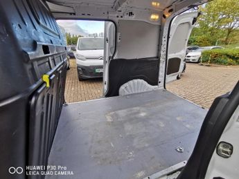 TOYOTA PROACE CITY 50kWh Icon Short Panel Van 5dr Electric Auto SWB (7kW OBC) (136 