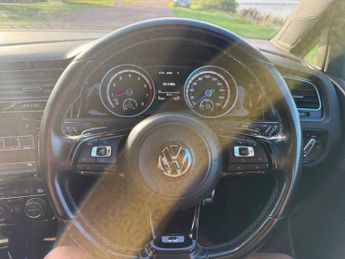 VOLKSWAGEN GOLF ESTATE 2.0 DSG GOLF R 300 BHP ESTATE 