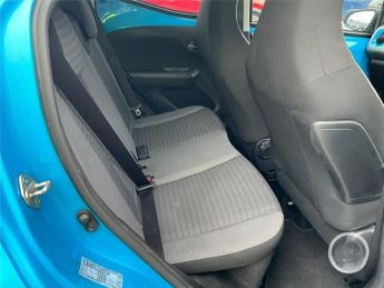TOYOTA AYGO 1.0 VVT-i x-press Hatchback 5dr Petrol x-shift Euro 6 (71 ps)