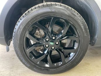 LAND ROVER DISCOVERY SPORT 2.0 TD4 HSE SUV 5dr Diesel Manual 4WD Euro 6 (s/s) (180 ps)