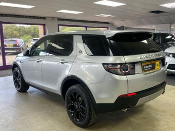 LAND ROVER DISCOVERY SPORT 2.0 TD4 HSE SUV 5dr Diesel Manual 4WD Euro 6 (s/s) (180 ps)