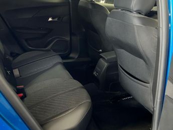 PEUGEOT 2008 1.2 PureTech Allure SUV 5dr Petrol EAT Euro 6 (s/s) (130 ps)