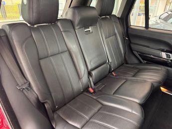 LAND ROVER RANGE ROVER 3.0 TD V6 Vogue SUV 5dr Diesel Auto 4WD Euro 6 (s/s) (258 ps)