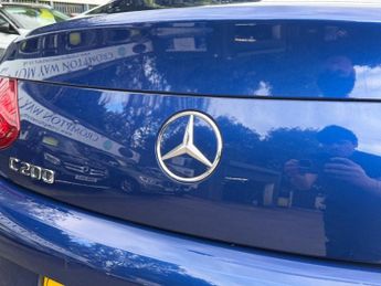 MERCEDES-BENZ C CLASS 2.0 C200 AMG Line (Premium Plus) Coupe 2dr Petrol G-Tronic+ 4MAT