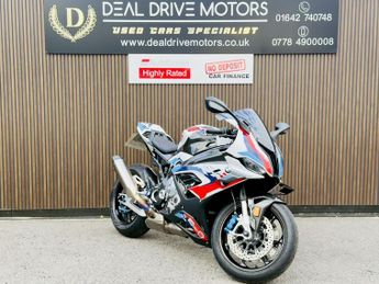  1000 Super Sports Petrol Manual Euro 5 (212 ps)