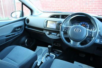 TOYOTA YARIS 1.5 VVT-h Icon Hatchback 5dr Petrol Hybrid E-CVT Euro 6 (101 ps)