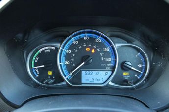 TOYOTA YARIS 1.5 VVT-h Icon Hatchback 5dr Petrol Hybrid E-CVT Euro 6 (101 ps)