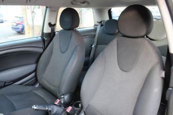 MINI HATCH 1.4 One Hatchback 3dr Petrol Manual Euro 4 (95 ps)
