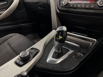 BMW 3 SERIES 2.0 318d SE Saloon 4dr Diesel Auto Euro 5 (s/s) (143 ps)