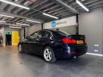 BMW 3 SERIES 2.0 318d SE Saloon 4dr Diesel Auto Euro 5 (s/s) (143 ps)