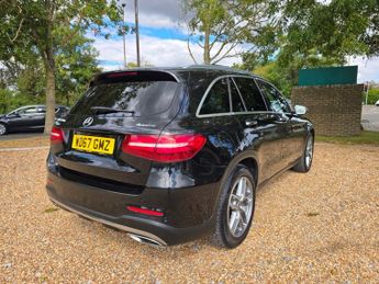 MERCEDES-BENZ GLC 2.1 GLC220d AMG Line (Premium) SUV 5dr Diesel G-Tronic 4MATIC Eu