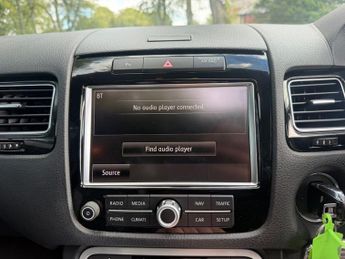 VOLKSWAGEN TOUAREG 3.0 TDI V6 BlueMotion Tech R-Line SUV 5dr Diesel Tiptronic 4WD E