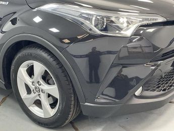 TOYOTA C-HR 1.8 VVT-h Icon SUV 5dr Petrol Hybrid CVT Euro 6 (s/s) (122 ps) -