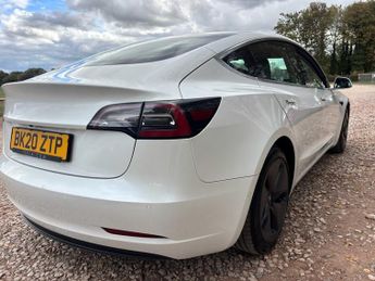 TESLA Model 3 (Dual Motor) Long Range Saloon 4dr Electric Auto 4WDE (346 ps)