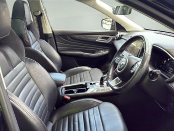 MG MG HS 1.5 T-GDI 16.6kWh Exclusive SUV 5dr Petrol Plug-in Hybrid Auto E