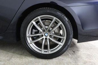 BMW 5 SERIES 2.0 520d M Sport Auto Euro 6 (s/s) 4dr