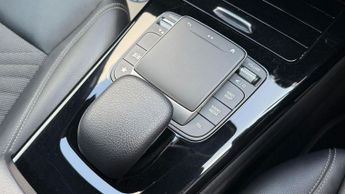MERCEDES-BENZ A CLASS 1.3 A180 SE Hatchback 5dr Petrol 7G-DCT Euro 6 (s/s) (136 ps)