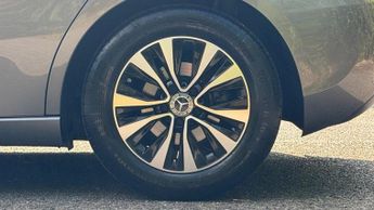 MERCEDES-BENZ A CLASS 1.3 A180 SE Hatchback 5dr Petrol 7G-DCT Euro 6 (s/s) (136 ps)
