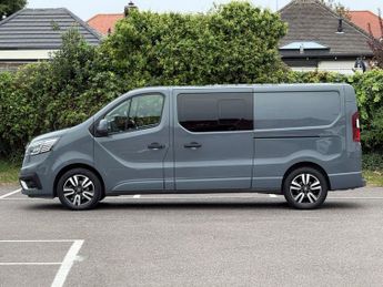 RENAULT TRAFIC 2.0 dCi Blue LL30 Sport+ Crew Van Double Cab 6dr Diesel EDC L2 H