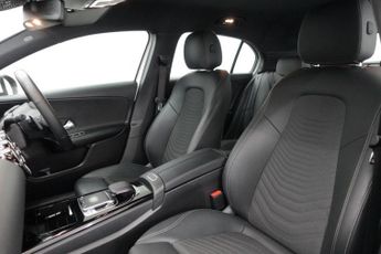 MERCEDES-BENZ A CLASS 1.3 A180 SE Hatchback 5dr Petrol 7G-DCT Euro 6 (s/s) (136 ps)