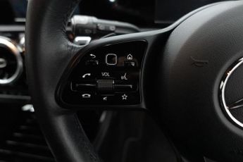 MERCEDES-BENZ A CLASS 1.3 A180 SE Hatchback 5dr Petrol 7G-DCT Euro 6 (s/s) (136 ps)