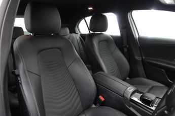 MERCEDES-BENZ A CLASS 1.3 A180 SE Hatchback 5dr Petrol 7G-DCT Euro 6 (s/s) (136 ps)